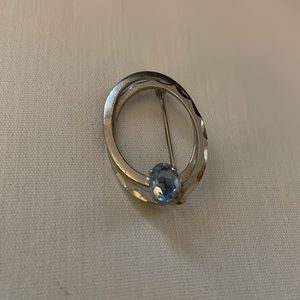 Estate jewelry blue topaz brooch